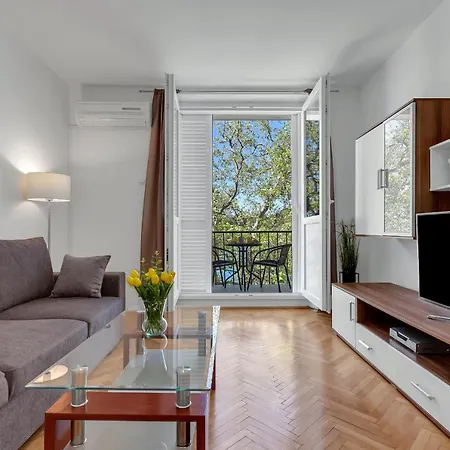 Riva Apartment Makarska