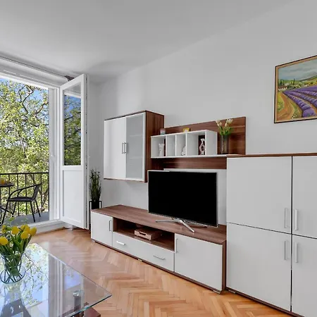 Apartment Riva *